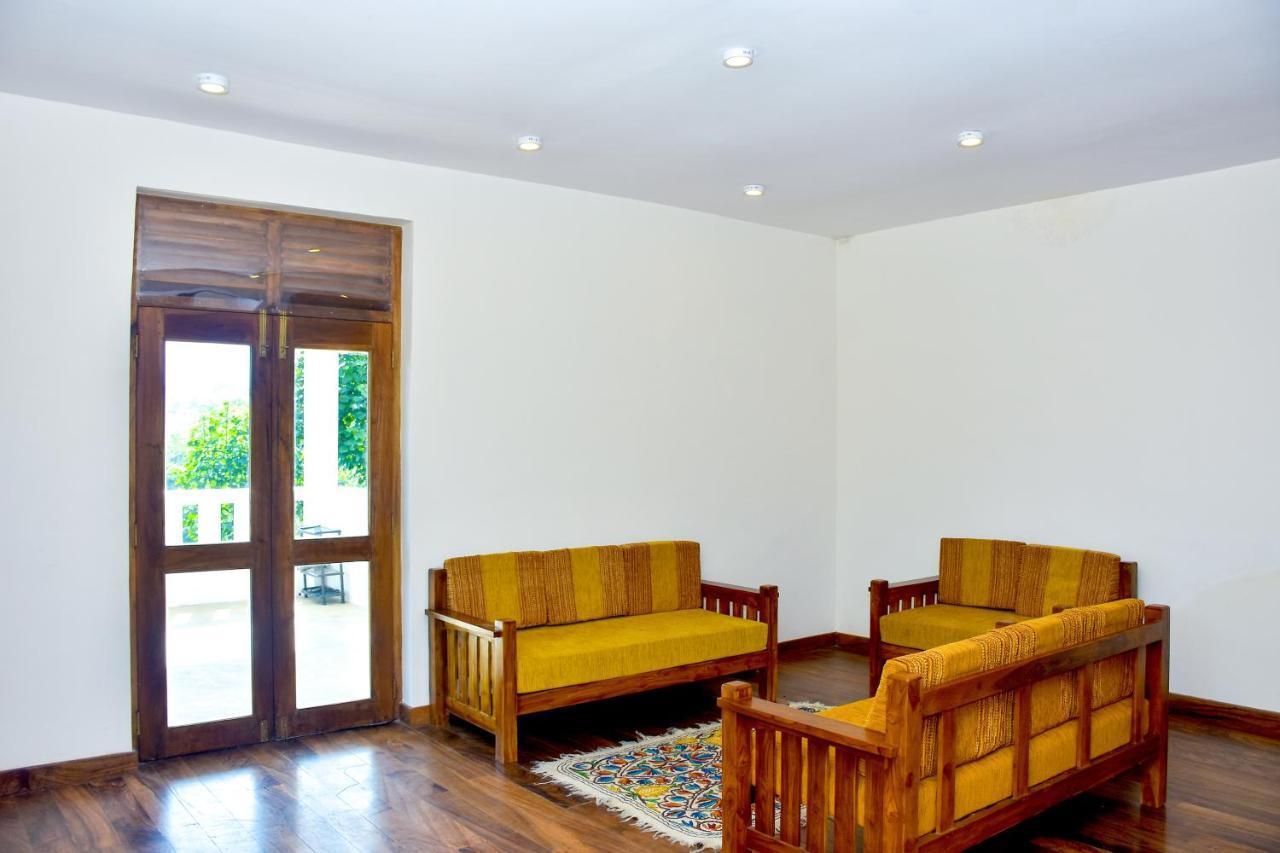 Tea Queens Bungalow ฮัตตอน ภายนอก รูปภาพ