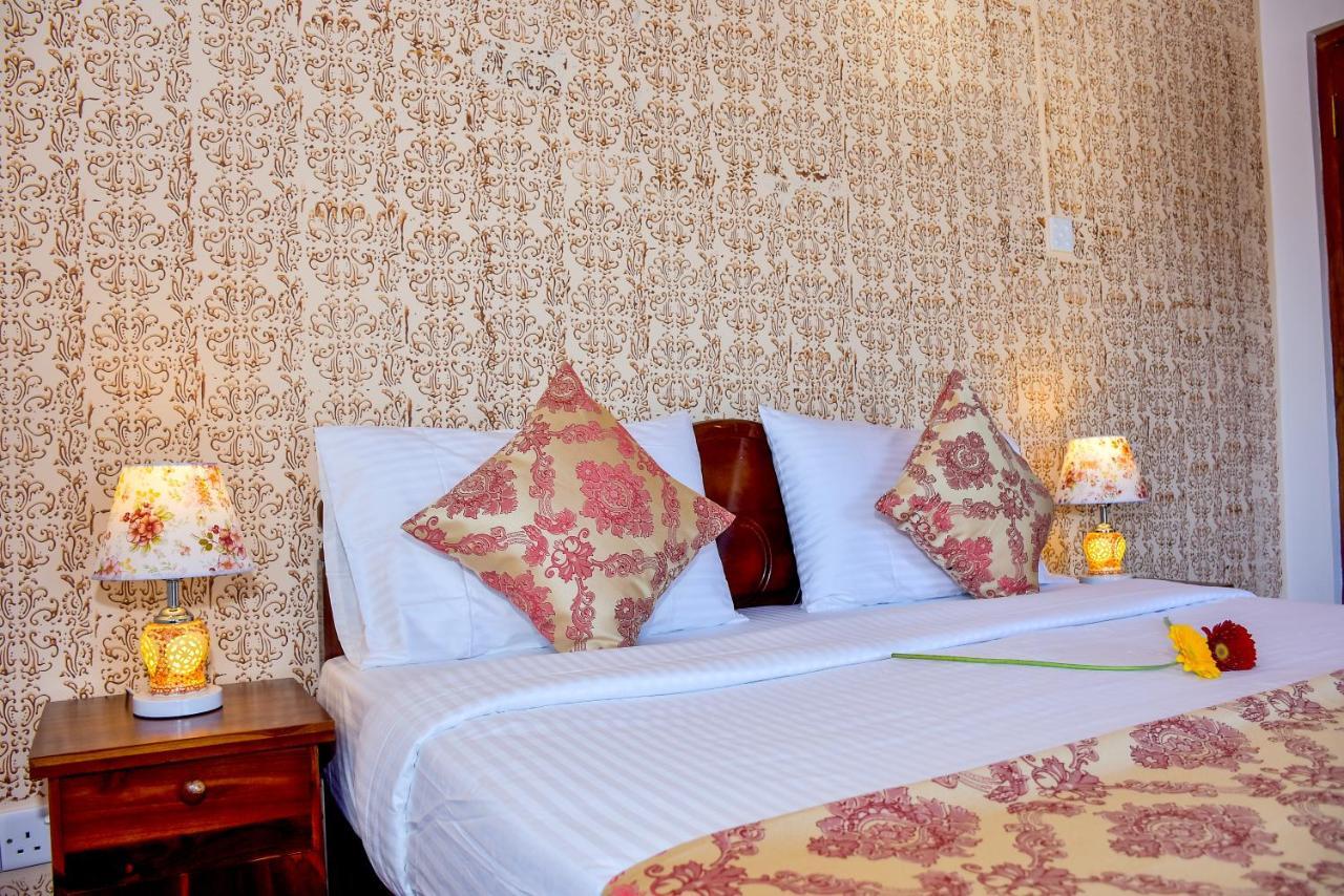 Tea Queens Bungalow ฮัตตอน ภายนอก รูปภาพ