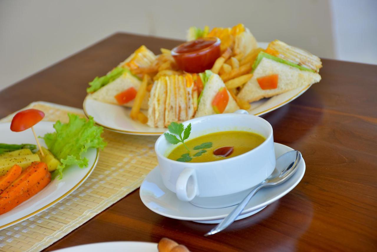 Tea Queens Bungalow ฮัตตอน ภายนอก รูปภาพ